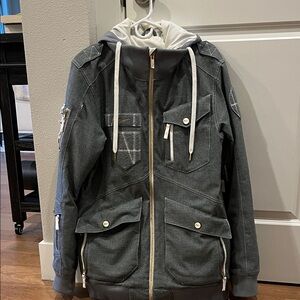 Rare Nike Mens Snowboarding Gray Hooded Jacket with White and Gold Accents.